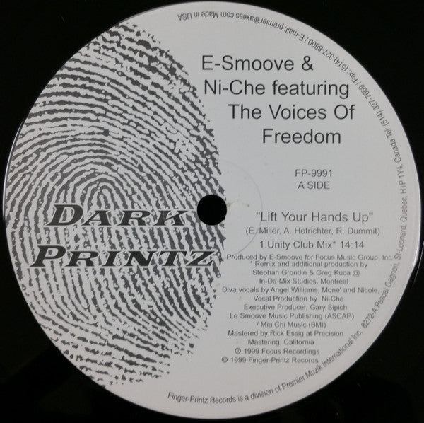 E-Smoove & Ni-Che Featuring Voices Of Freedom : Lift Your Hands Up (12")