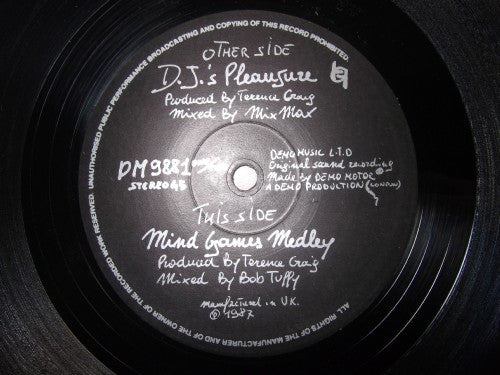 Demo Motor : DJ's Pleasure / Mind Games Medley (12")